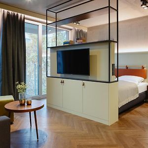 Klein Studio met een King Size Bed
